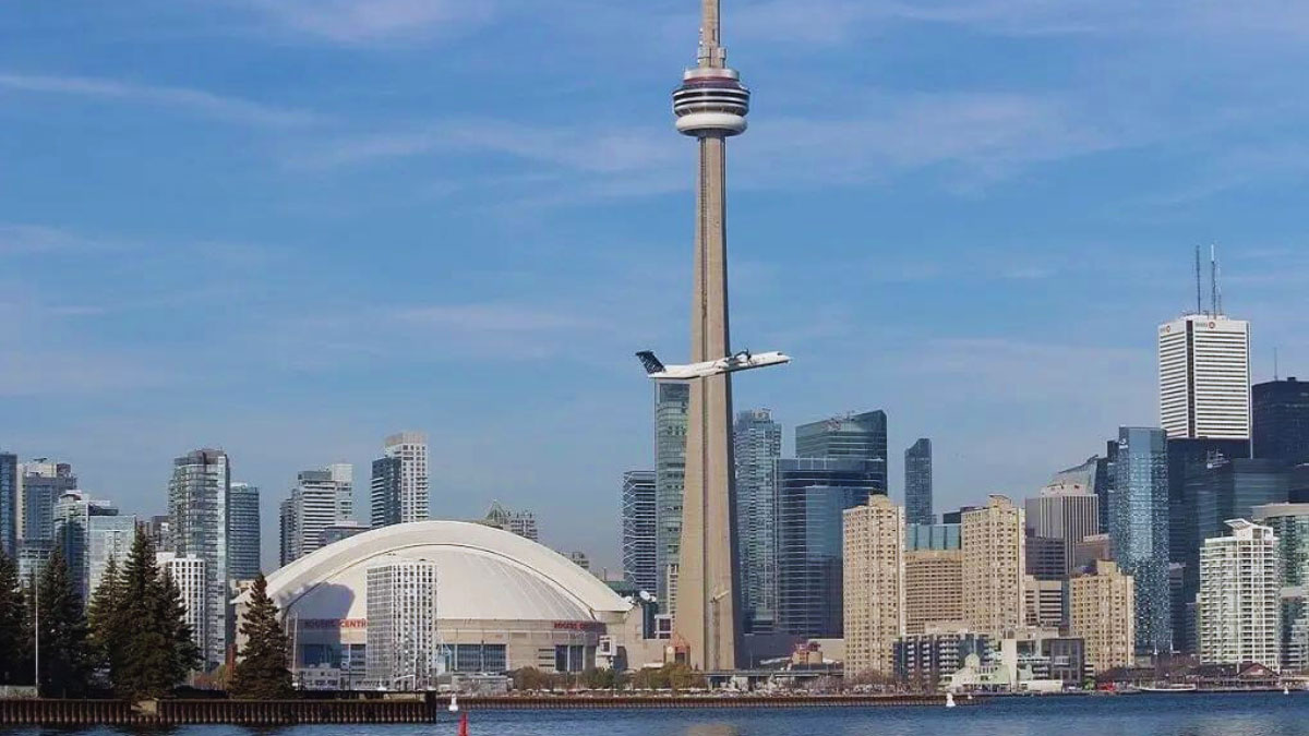 20 Iconic Places to Visit in Ontario