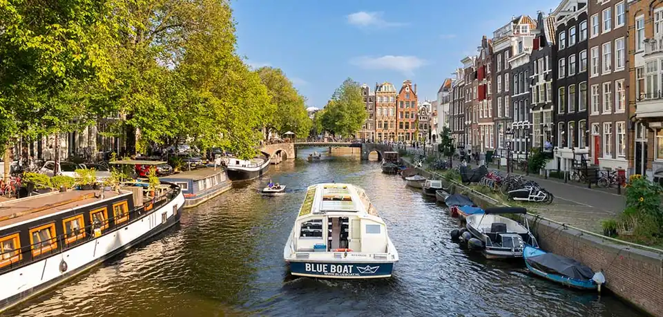 Canal Cruise