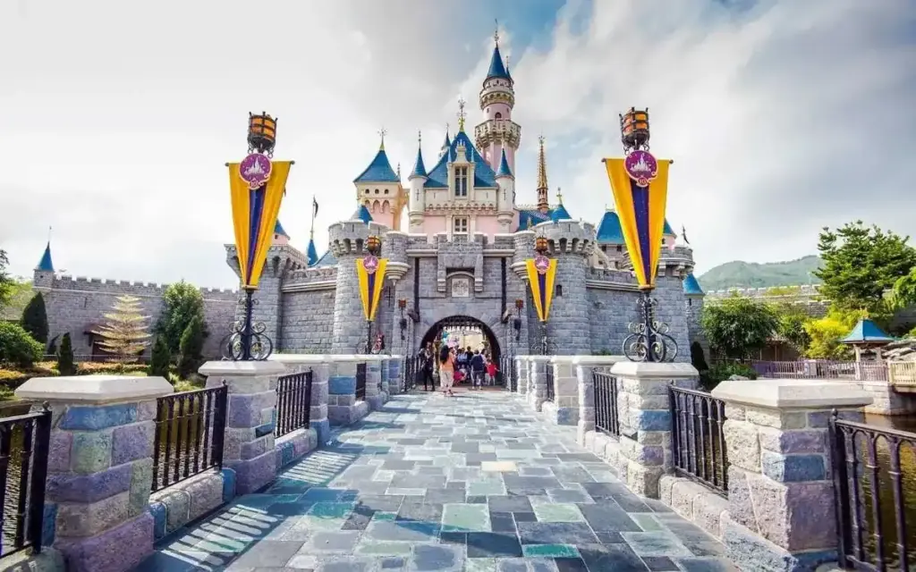 Day 2: Lantau Island And Disneyland Adventure